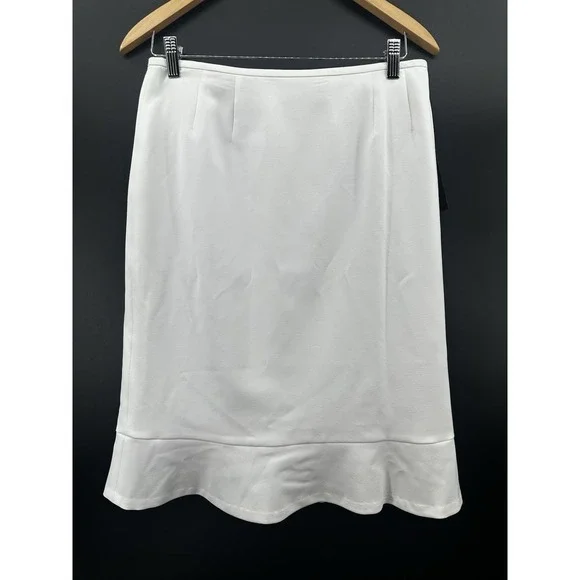 Le Suit Womans White 2-Piece Skirt Suit Set Sz 4 Lined Career Office - Picture 9 of 15